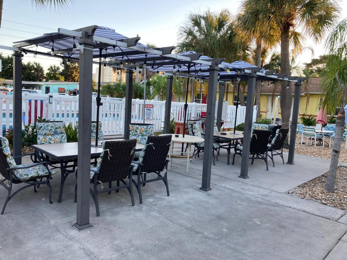 Bella Sirena Inn St. Pete Beach Exterior photo